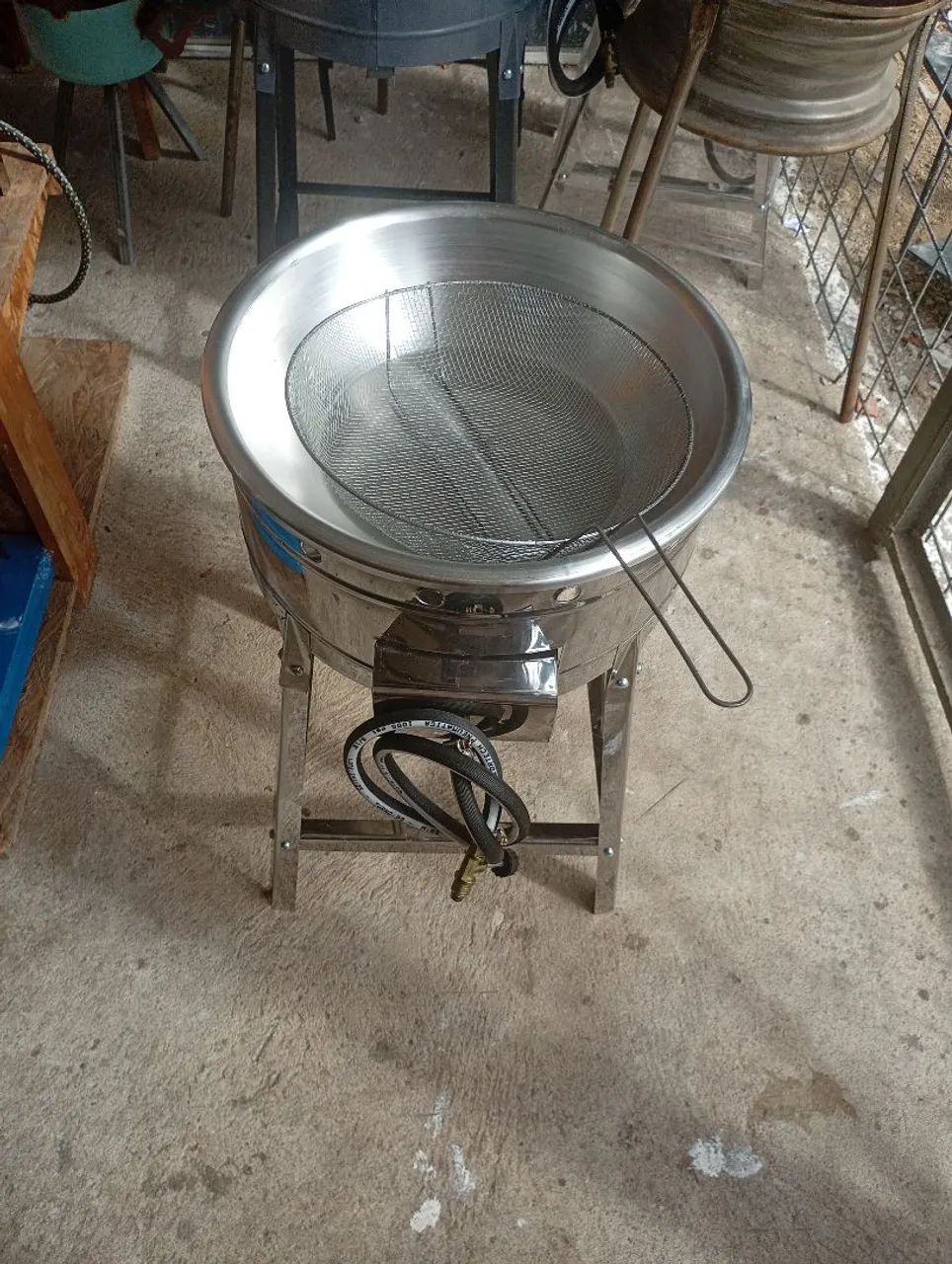 Tacho a gás 7 litros inox novo - Foto 2