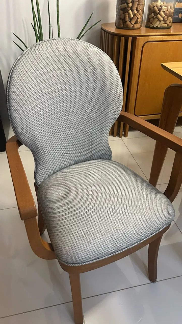Cadeira estofada