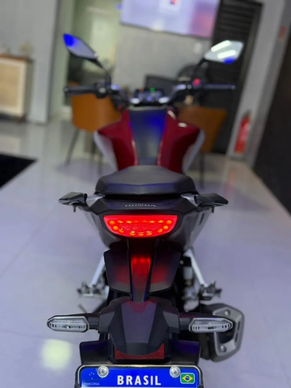 CB TWISTER 300F 2026 - Foto 4