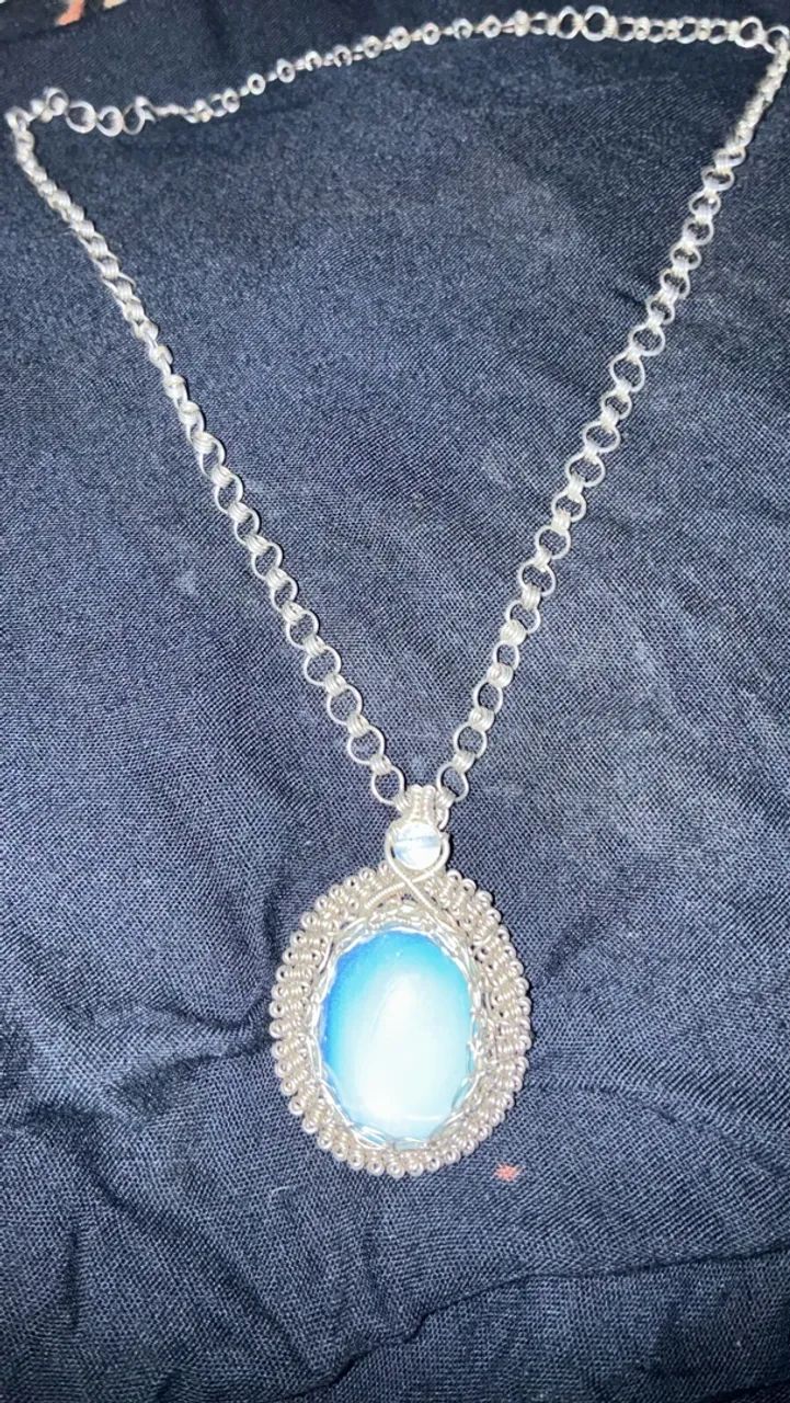 Vende-se amuleto + pulseira de pedra da lua  - Foto 3
