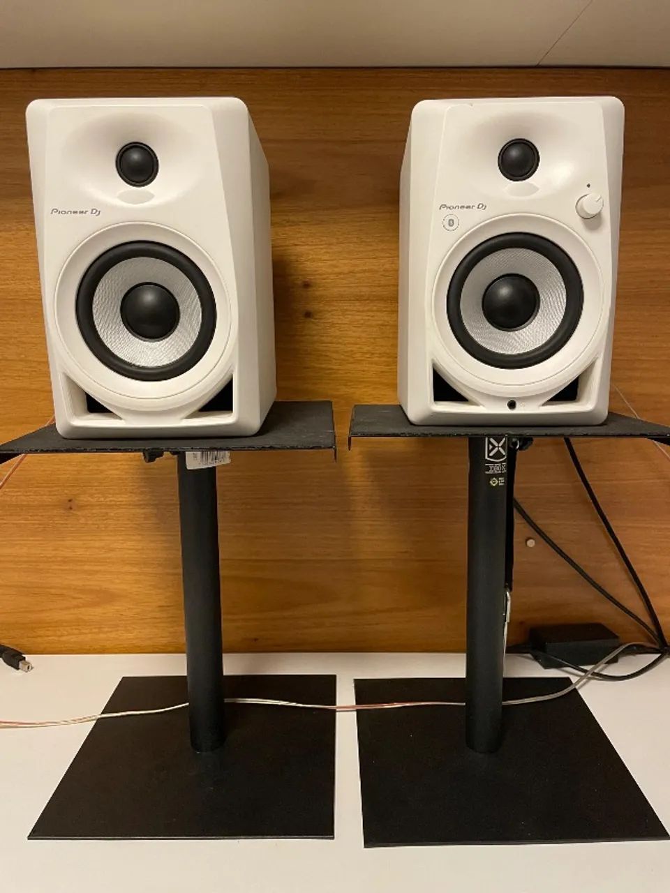 Pioneer DM-40BT + stand ajustável - Aparelhos de Som - Vila Suzana