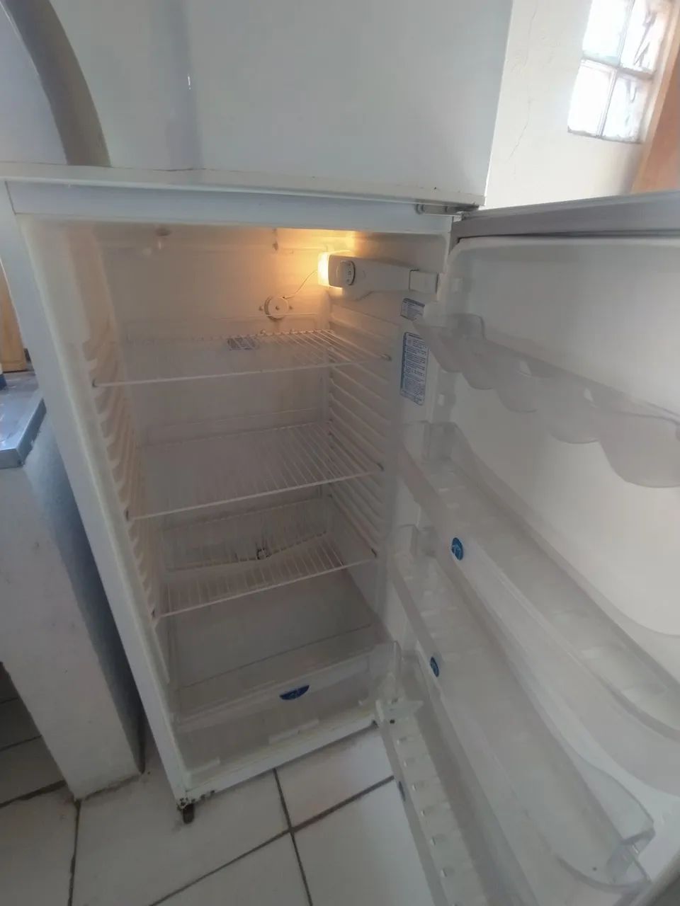 GELADEIRA DAKO (DE GELO)  - Foto 4