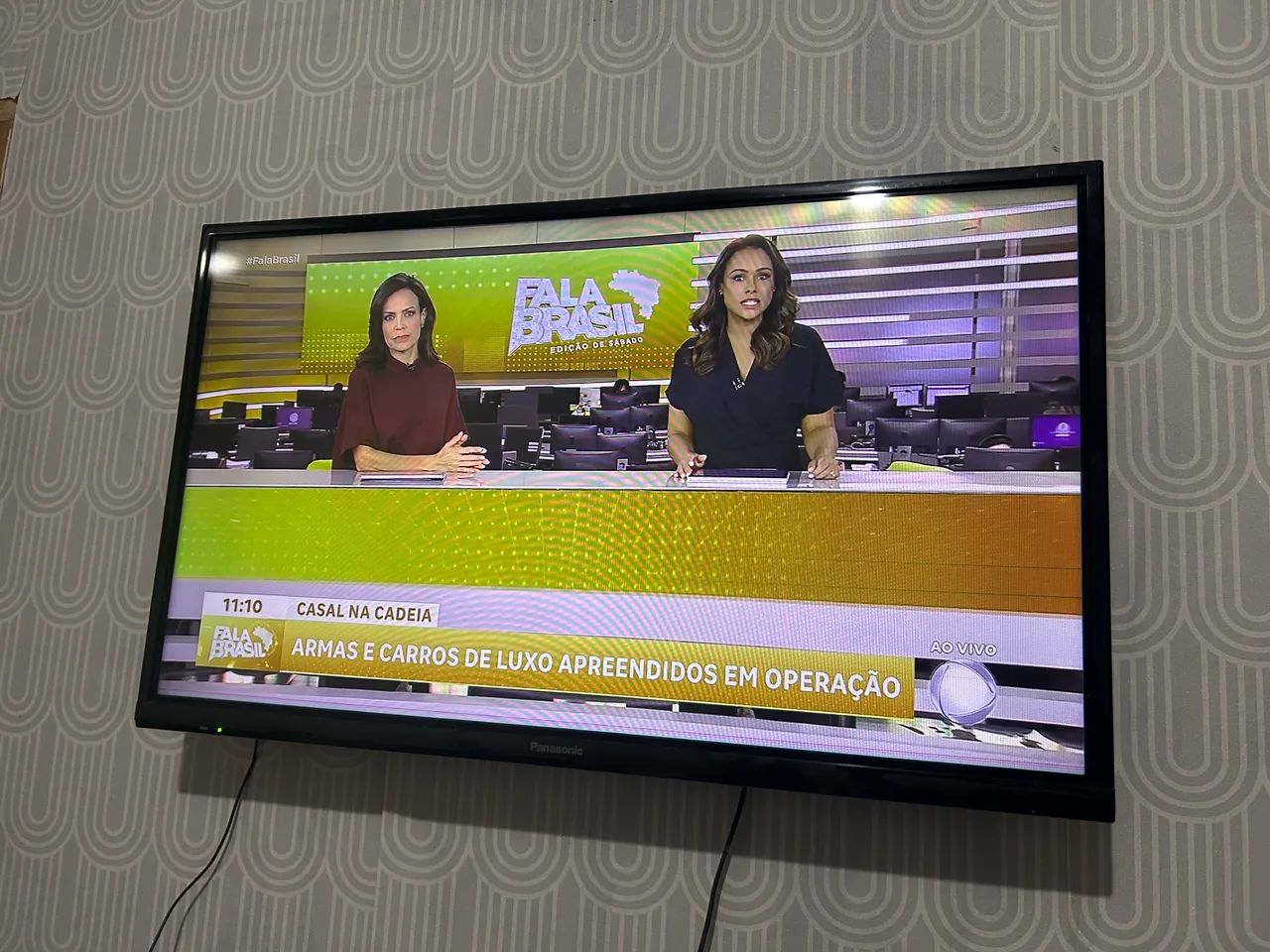 TV 32