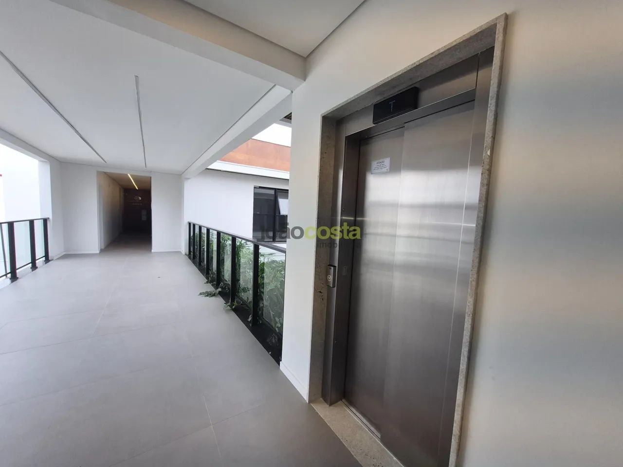 Sala Comercial para Locação em Aririu, Palhoça - 62m² - Foto 3