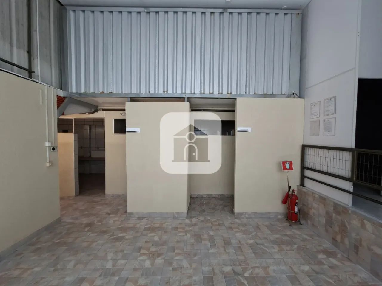 Casa comercial para locação no bairro Brasil - Foto 5
