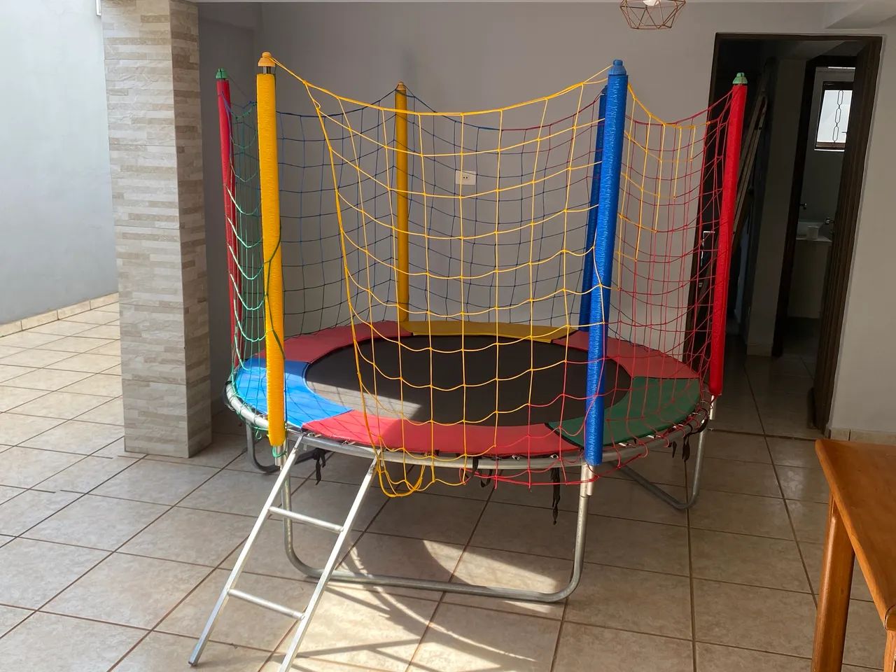Cama elástica Pula Pula 2 metros.