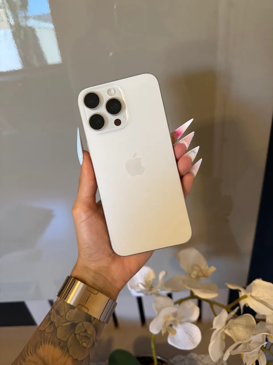 iPhone 15 Pro Max Titânio Branco IMPECÁVEL 