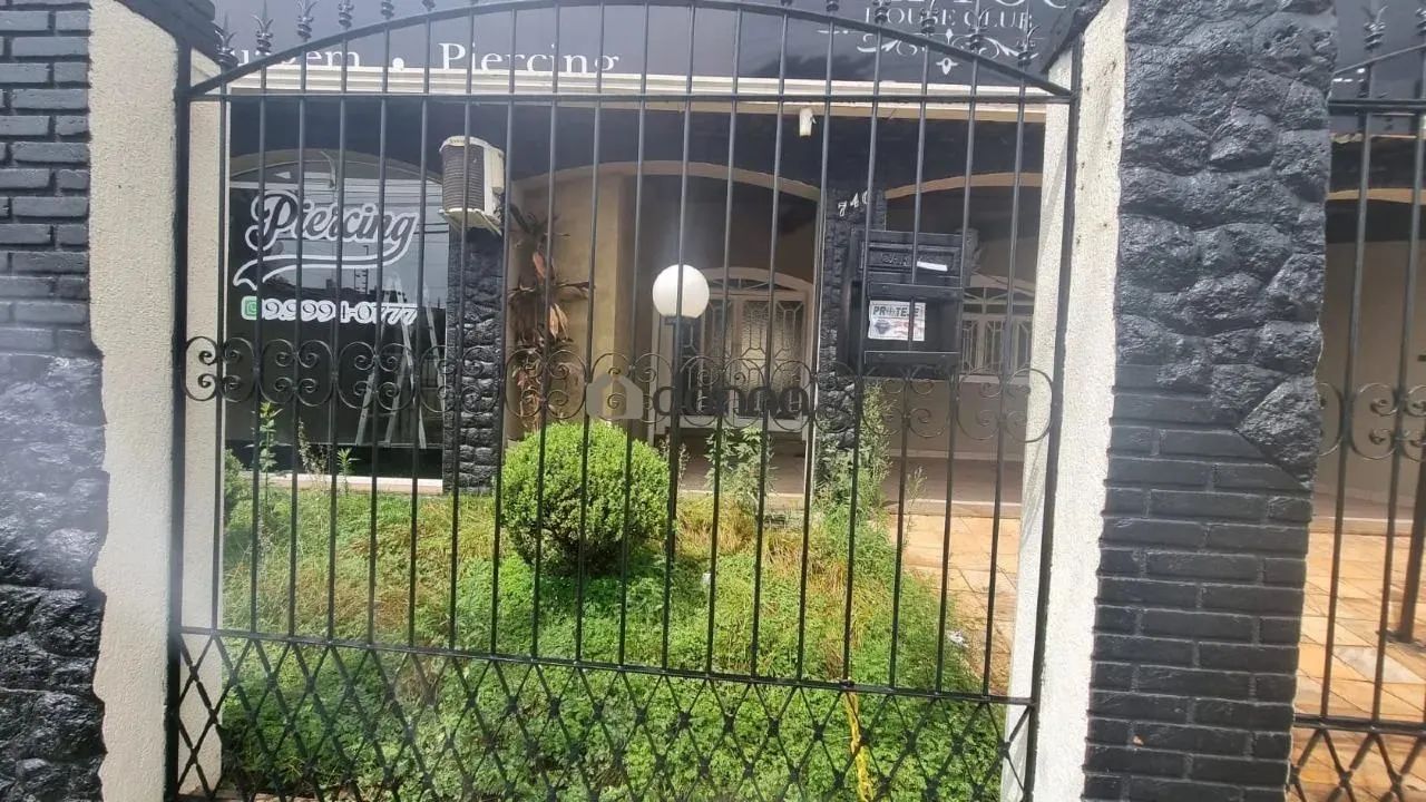 Casa para Aluguel no Centro de Uberaba - 4 Quartos, Piscina, 2 Vagas - Foto 2