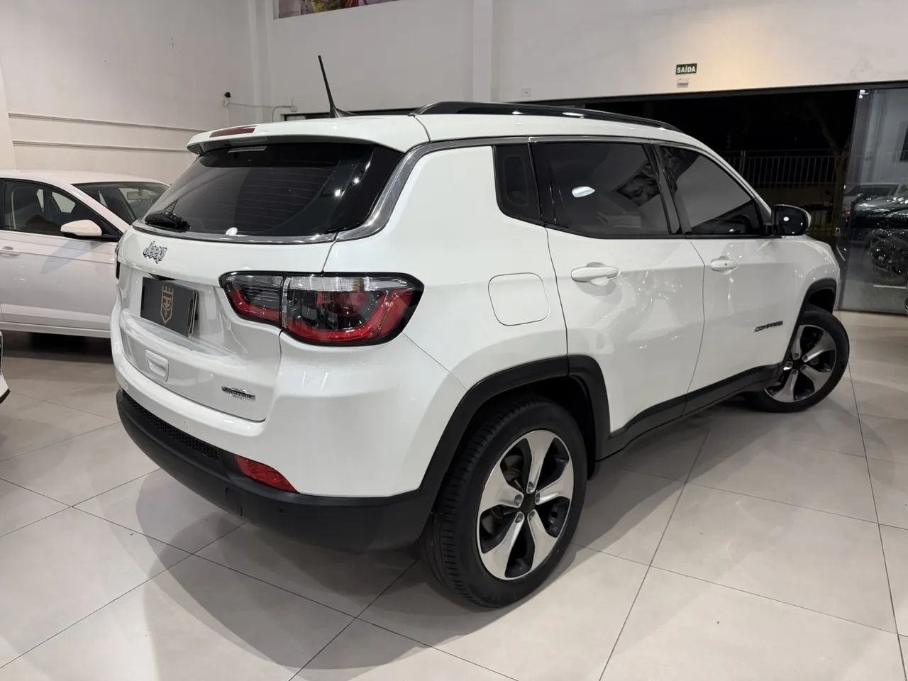 Jeep Compass Longitude 2.0 4X2 Flex 16V Aut. 2017 - Foto 2
