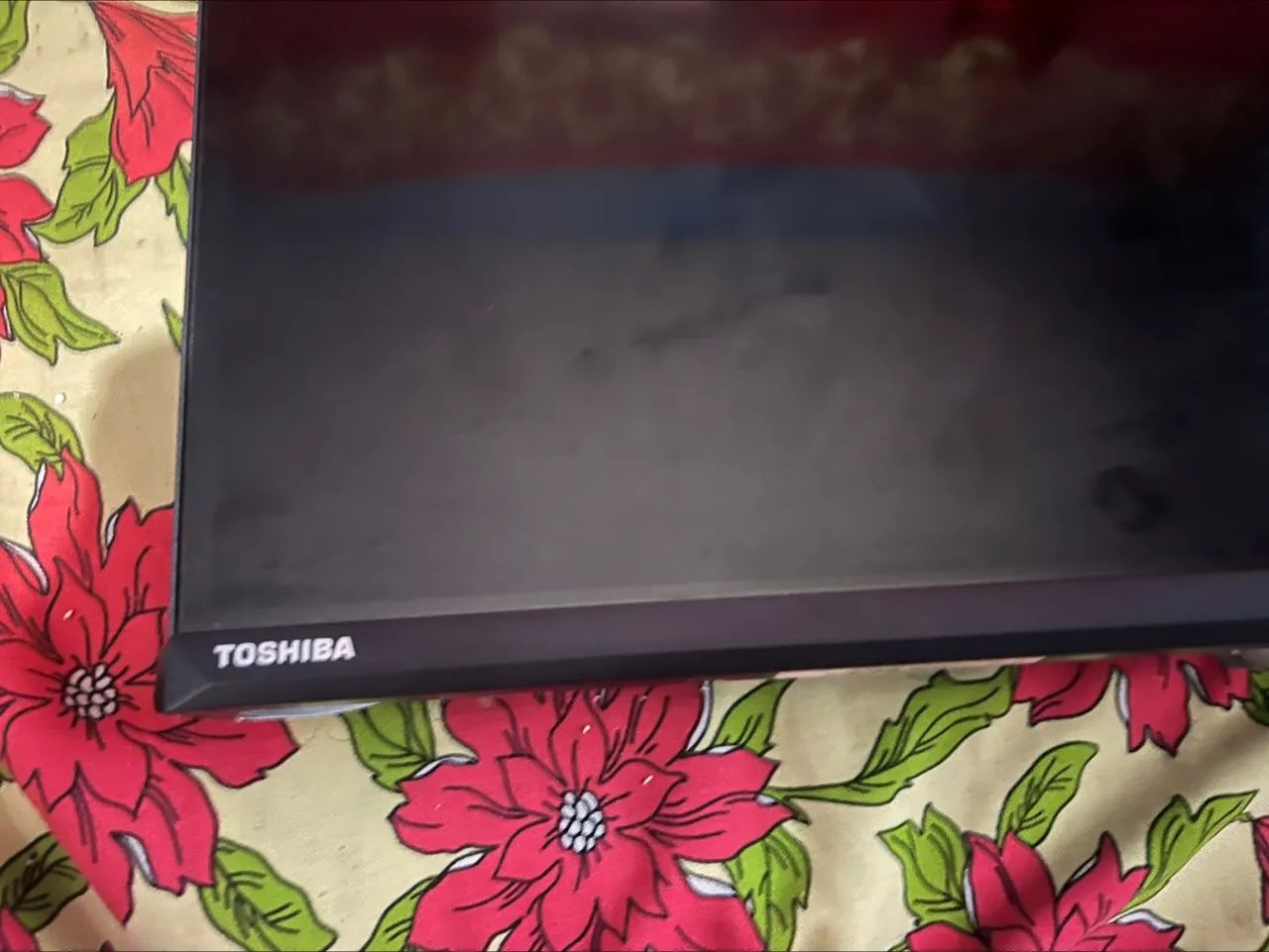 Vendo tv Toshiba 32 polegadas  - Foto 2