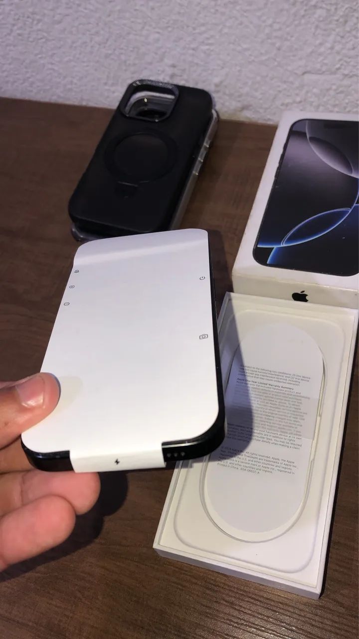 IPHONE 16 PRO BLACK 128gb + CARREGADOR ORIGINAL - Foto 5