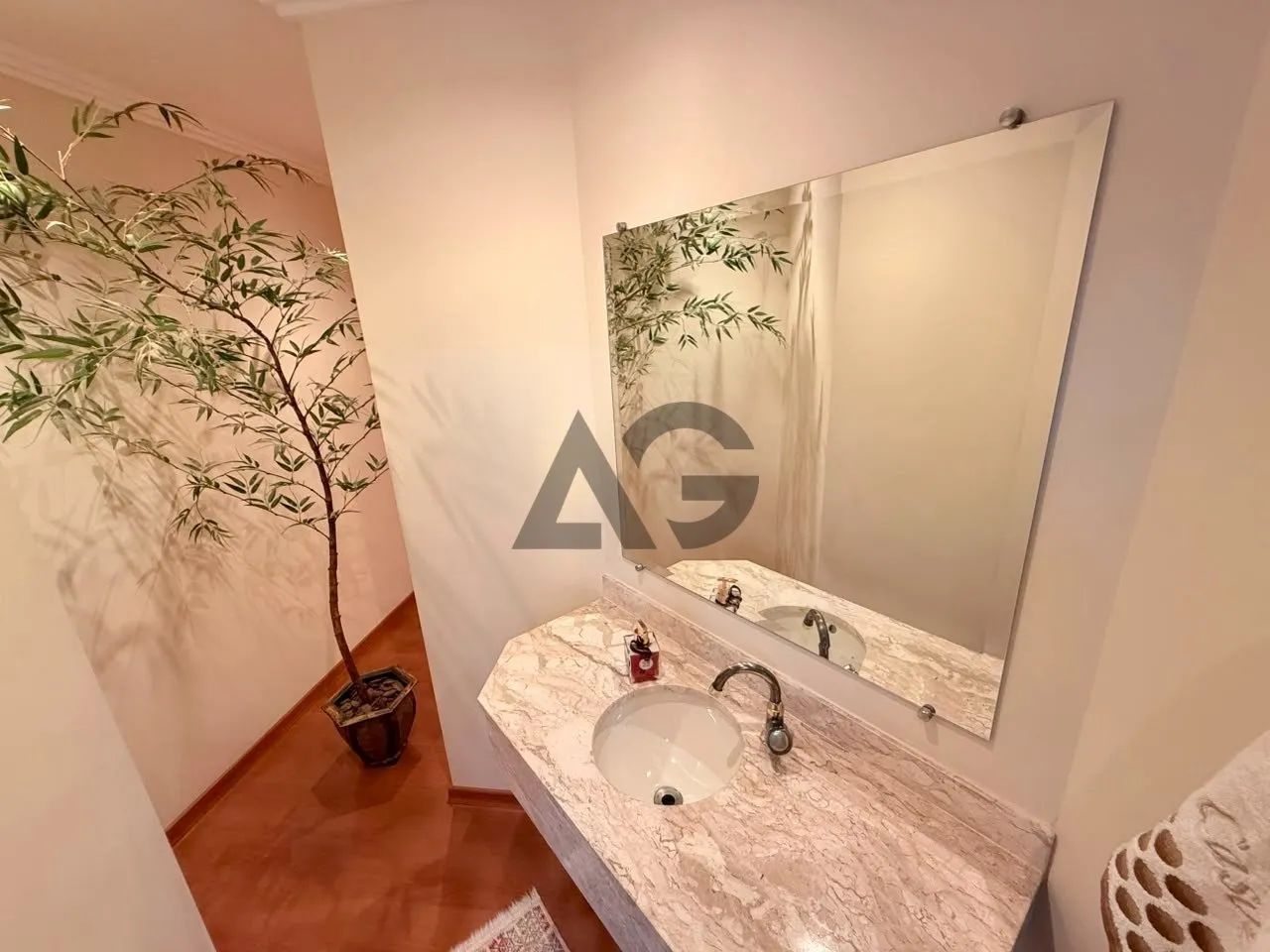 Apartamento | 3 Dormitórios | 1 Suíte |+ 1 Dormitório e W.C. na Área de Serviço | Ótima Lo - Foto 3