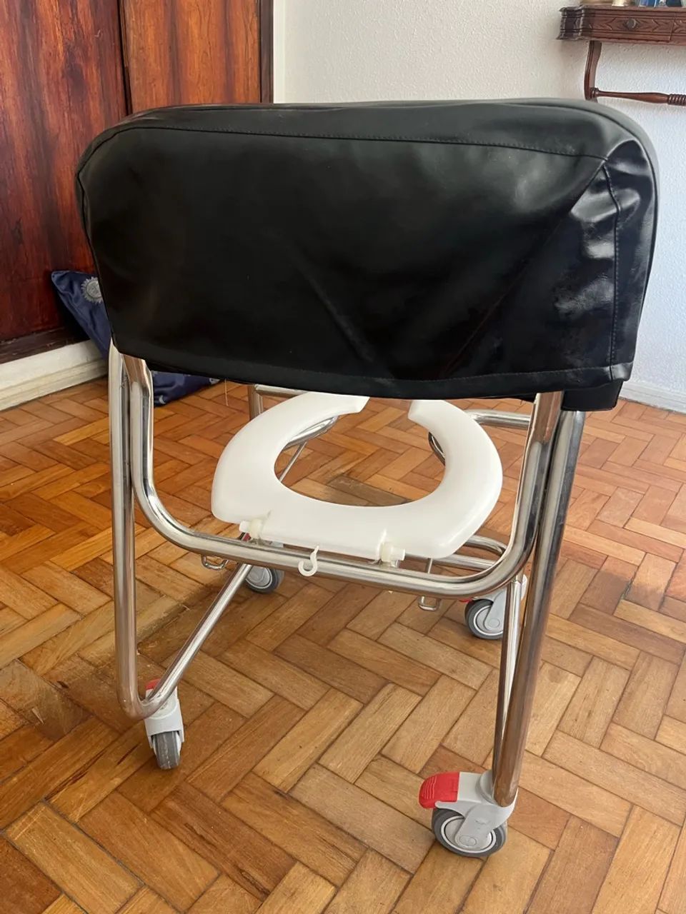 Cadeira Higiênica - Foto 3