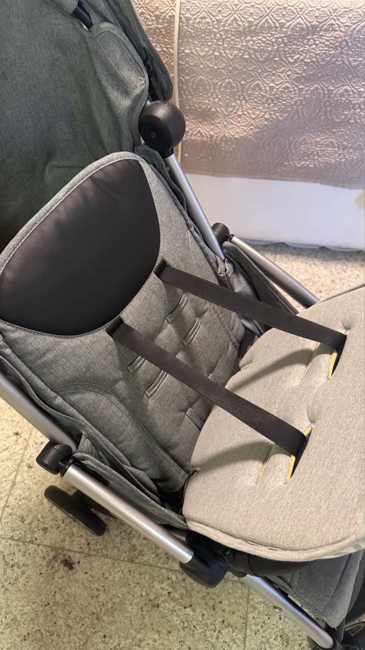 Carrinho Chicco Goody - Fechamento Automático com Uma Mão - Excelente Estado - Foto 2