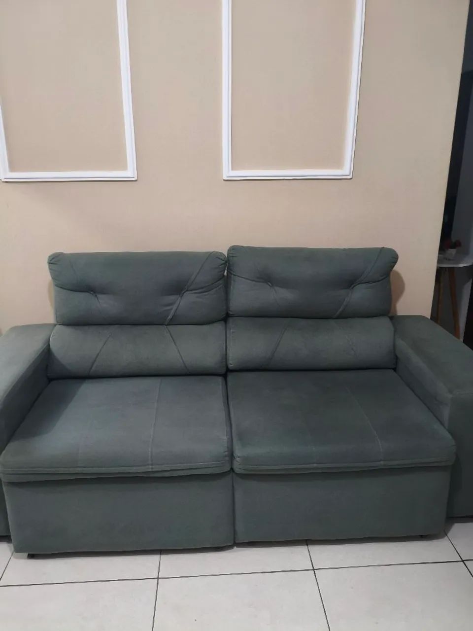 Sofá e poltronas conservadas. Vendo separado. Junto e esse valor.  - Foto 2