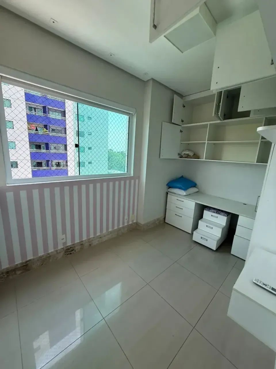 ILHAS GREGAS, MOBILIADO, 96m2 2 QTOS S/ 1 SUÍTE COM CLOSET. - Foto 3