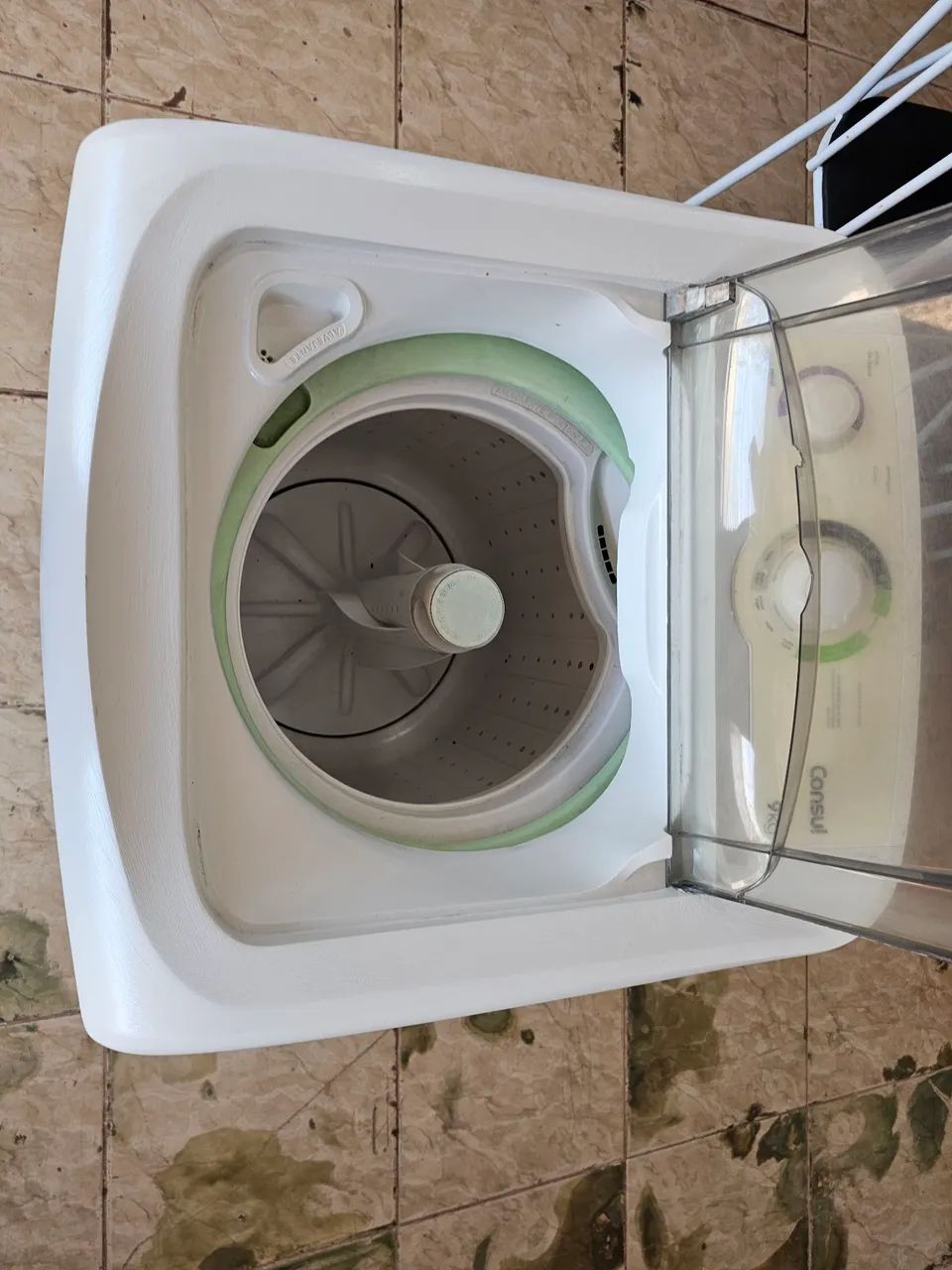 Maquina bate e seca 9kg usada funcionando perfeitamente  - Foto 4