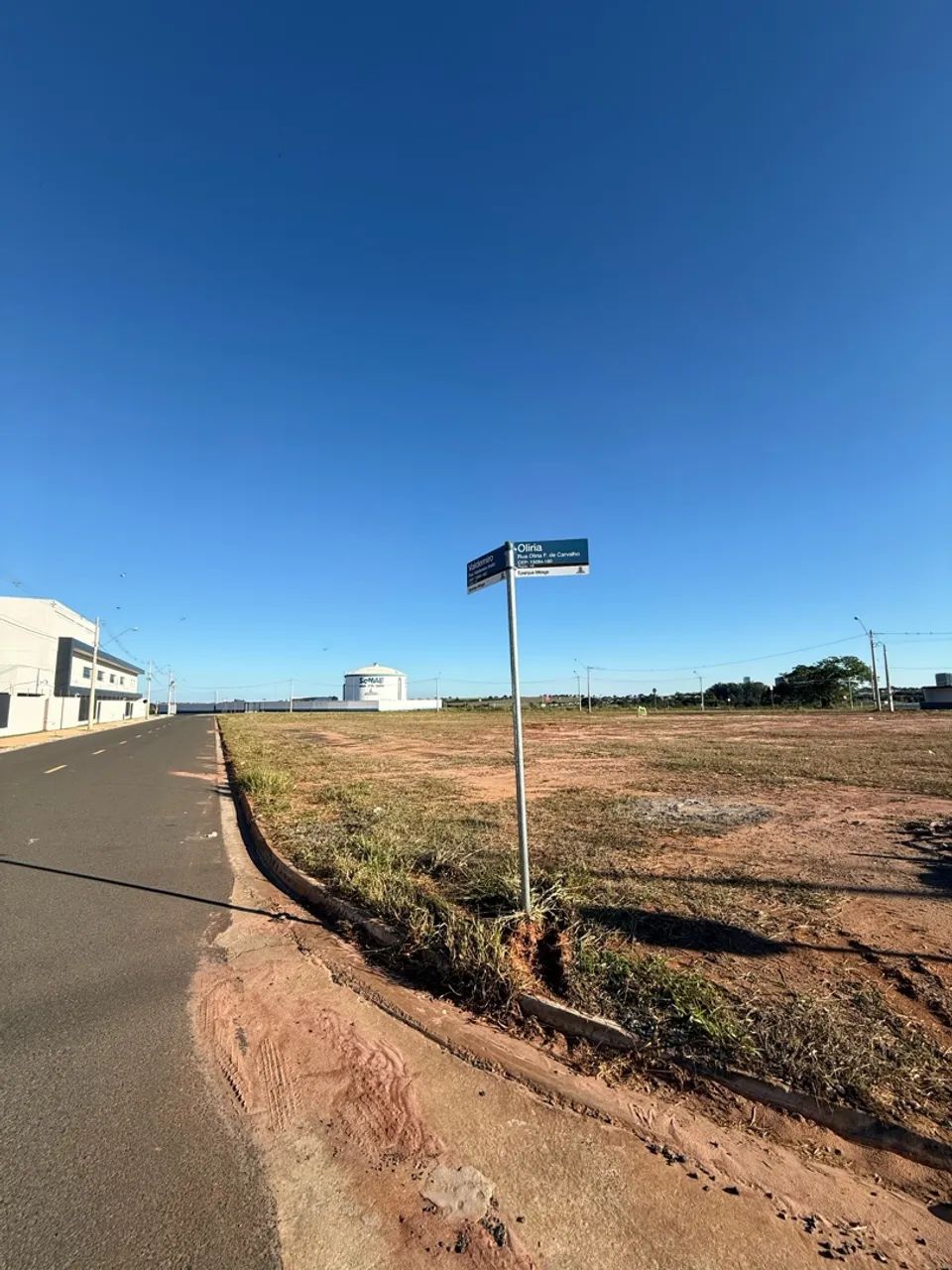 Terreno comercial Eplenum