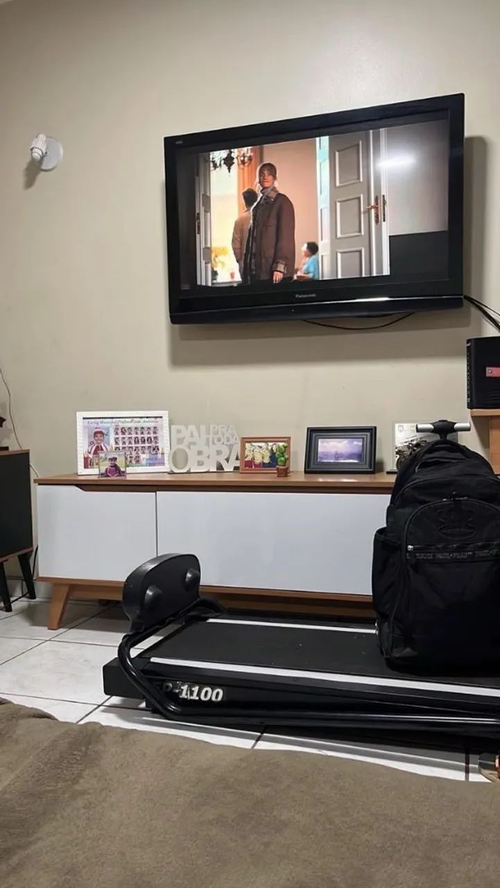 Tv Panasonic Viena 42 polegadas  - Foto 4