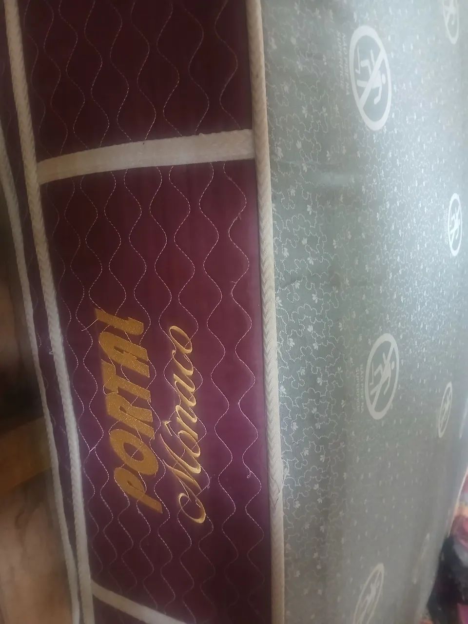 Vendo colchão de casal King em bom perfeito estado  - Foto 3