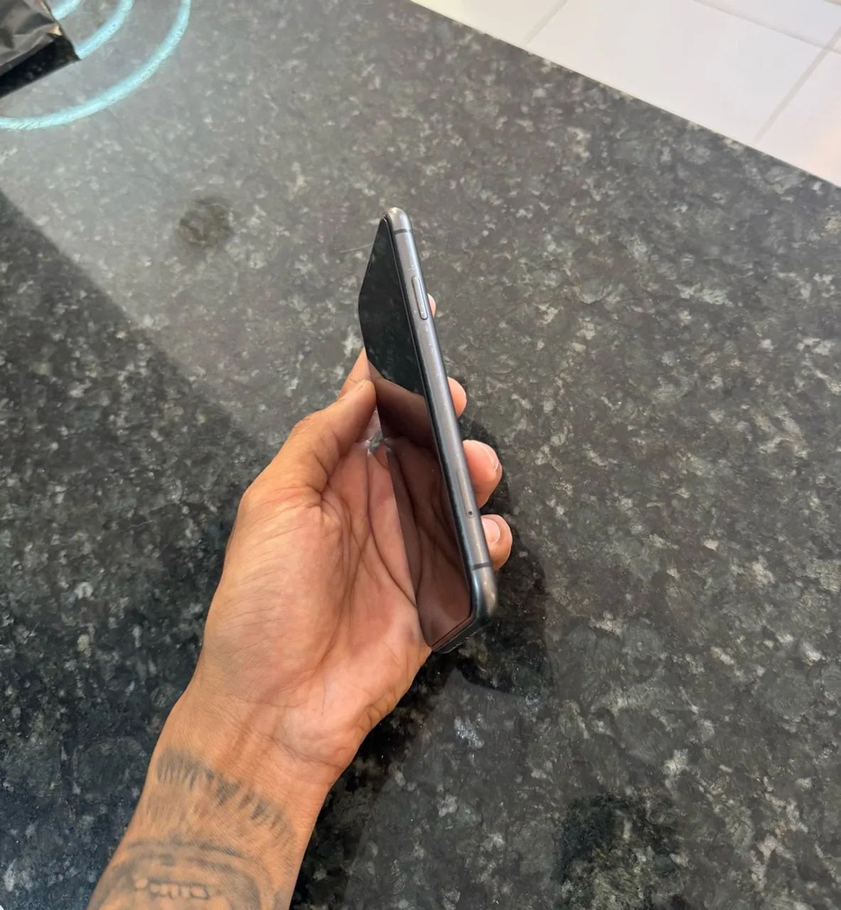 IPHONE 11 64GB - Foto 5