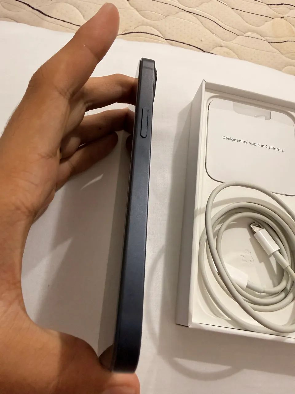 iPhone 13 black 128g  - Foto 3
