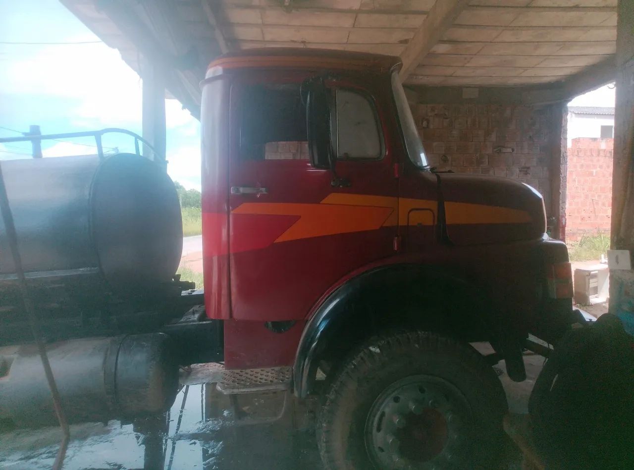 Vendo caminhão pipa - Foto 4