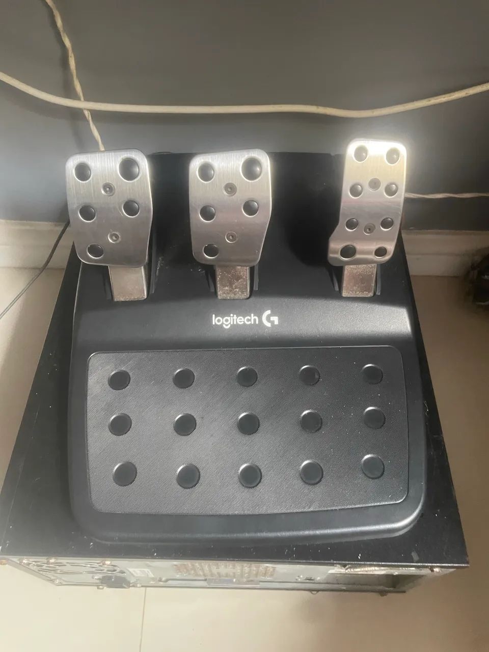 Volante Logitech G29 p/ Ps4/Ps5/Pc  - Foto 4