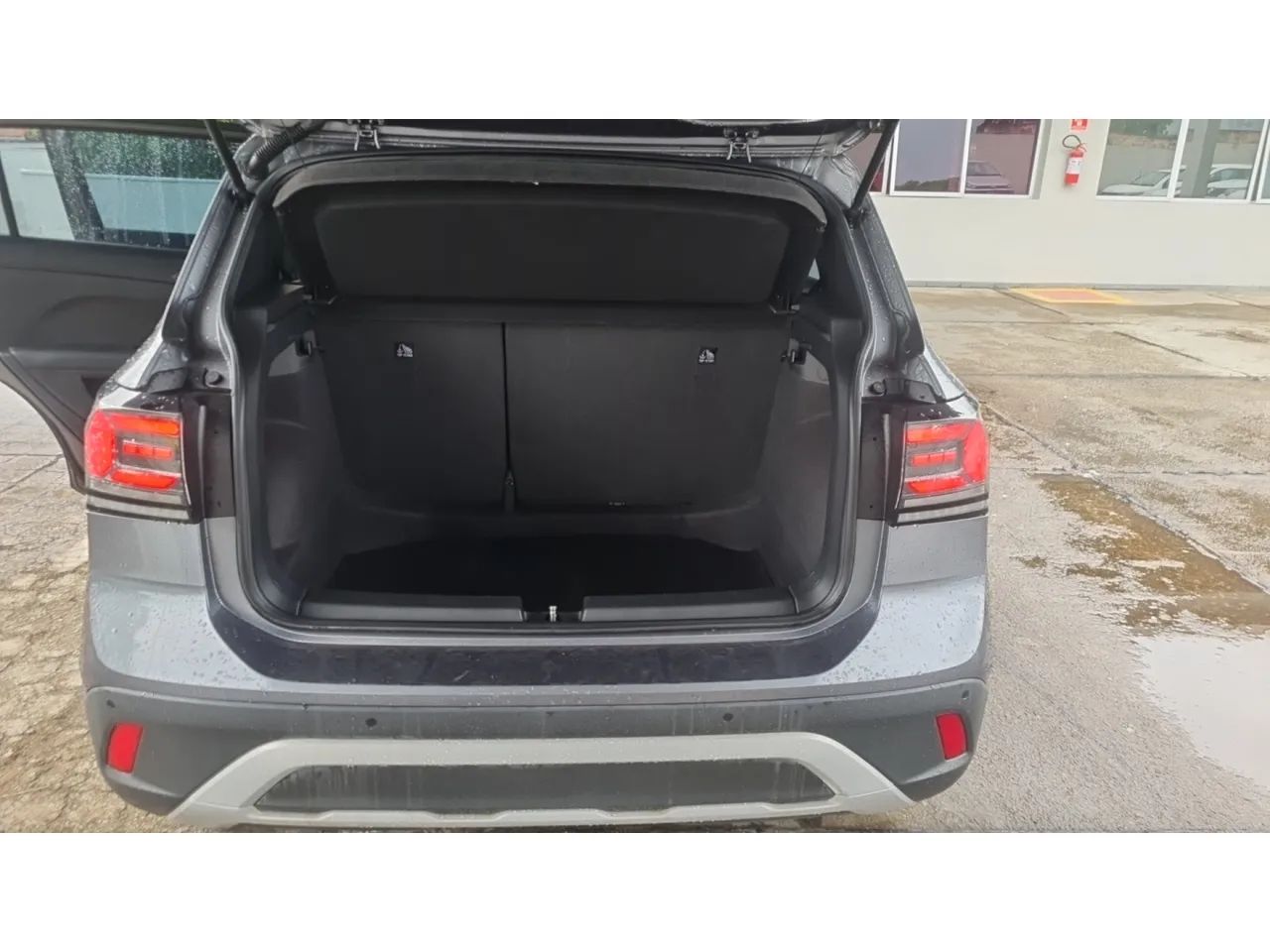Volkswagen T-Cross Highline 1.4 TSI Flex 16V 5P AUT, foto 14 de 17