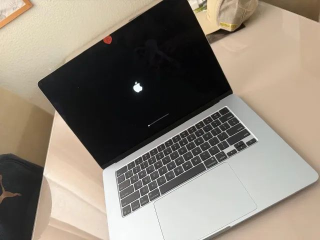 m4 macbook air 15 pol 256gb 16gb azul usado - Notebooks - Dom