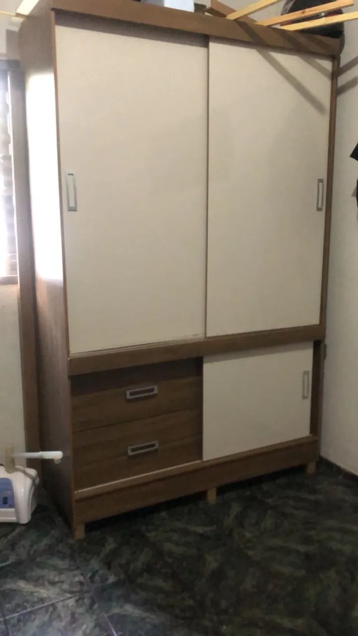 Guarda roupa solteiro 