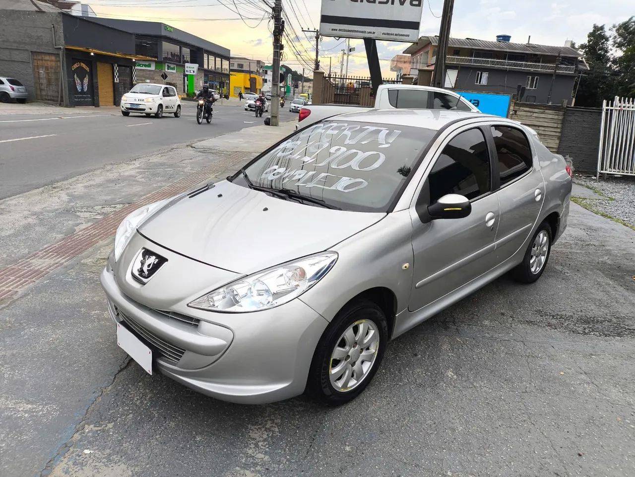 Peugeot 207 2012