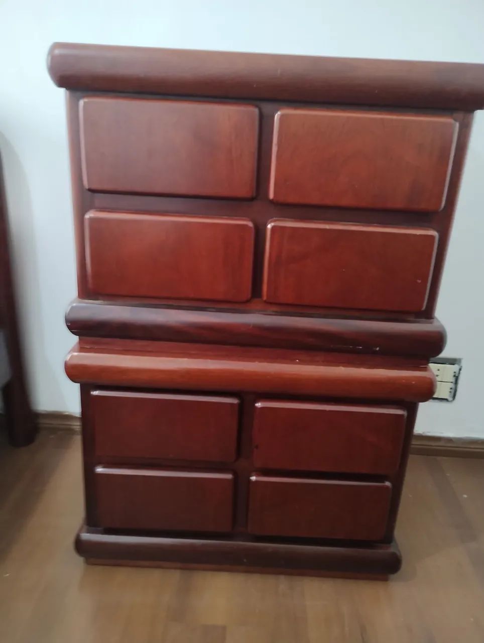 Mesa de cabeceira de mogno  - Foto 3