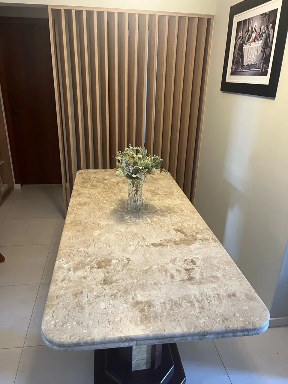 Mesa de jantar travertino