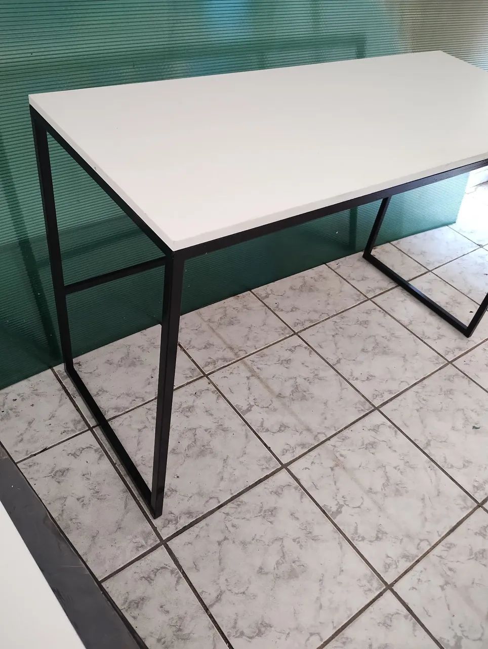 Mesa estilo industrial com MDF  - Foto 3