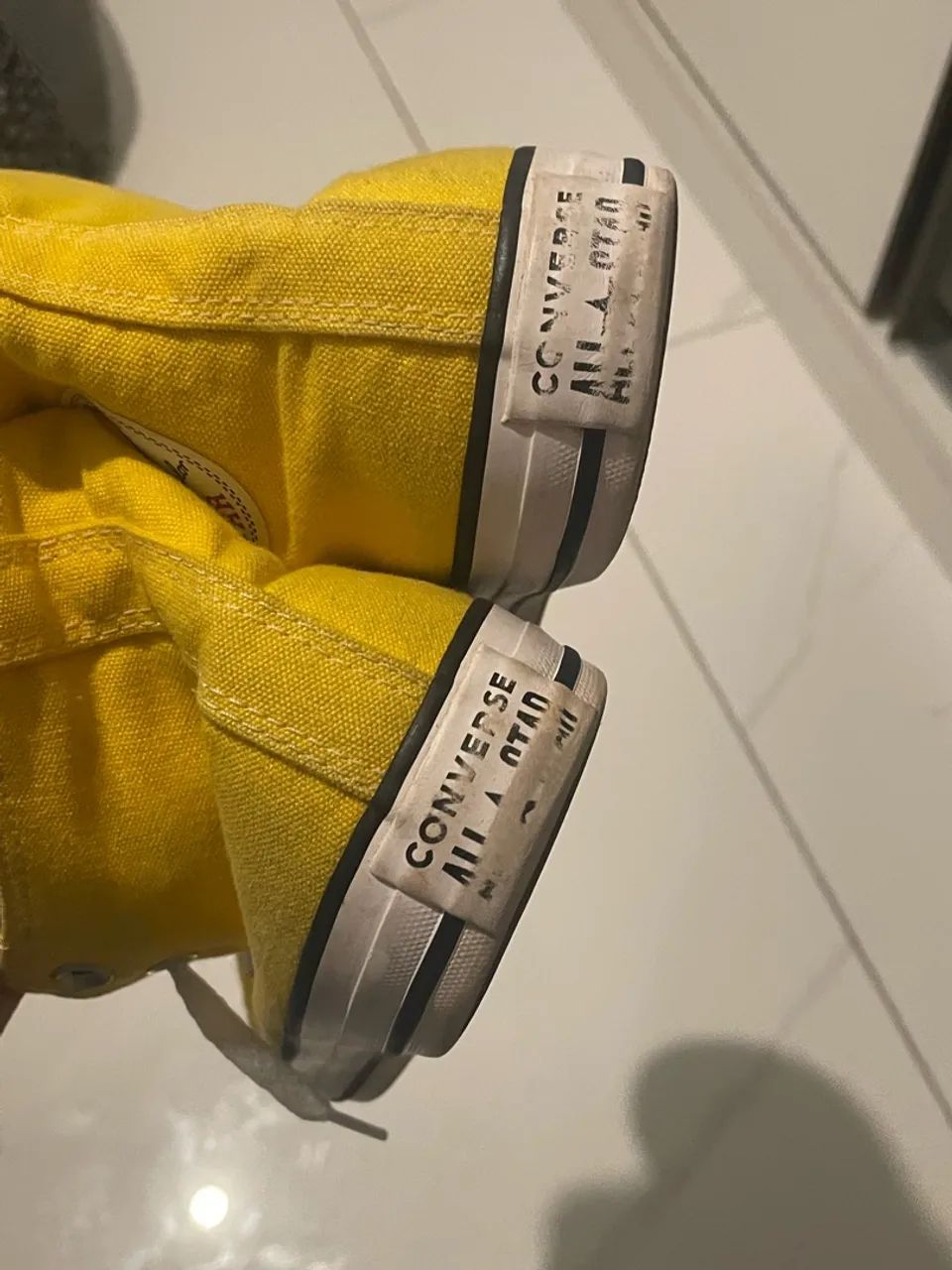 Converse cano alto amarelo - Foto 4