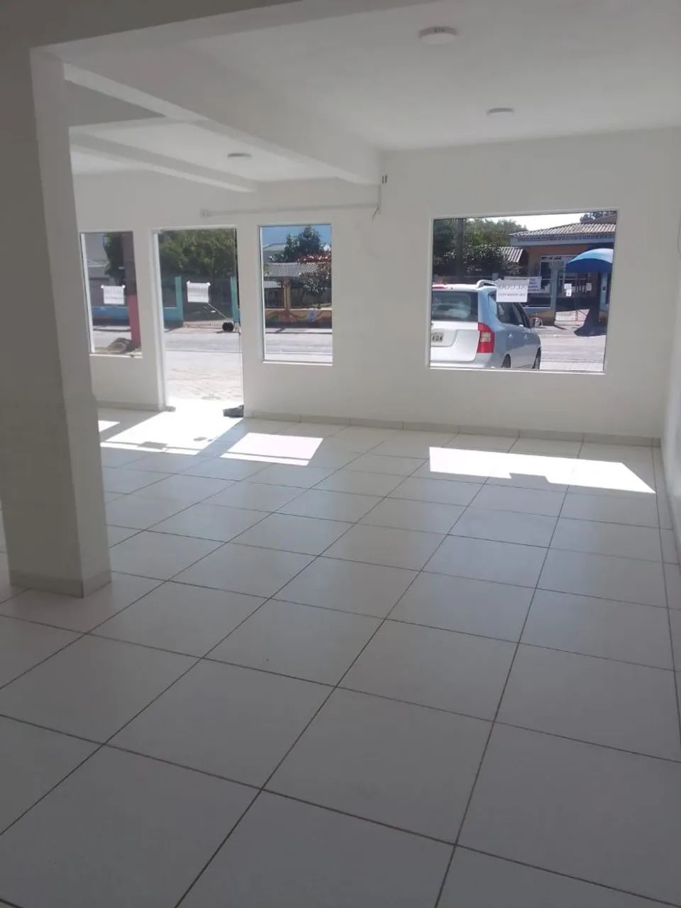Aluguel Loja Térrea Bairro Rio Vermelho  - Foto 4