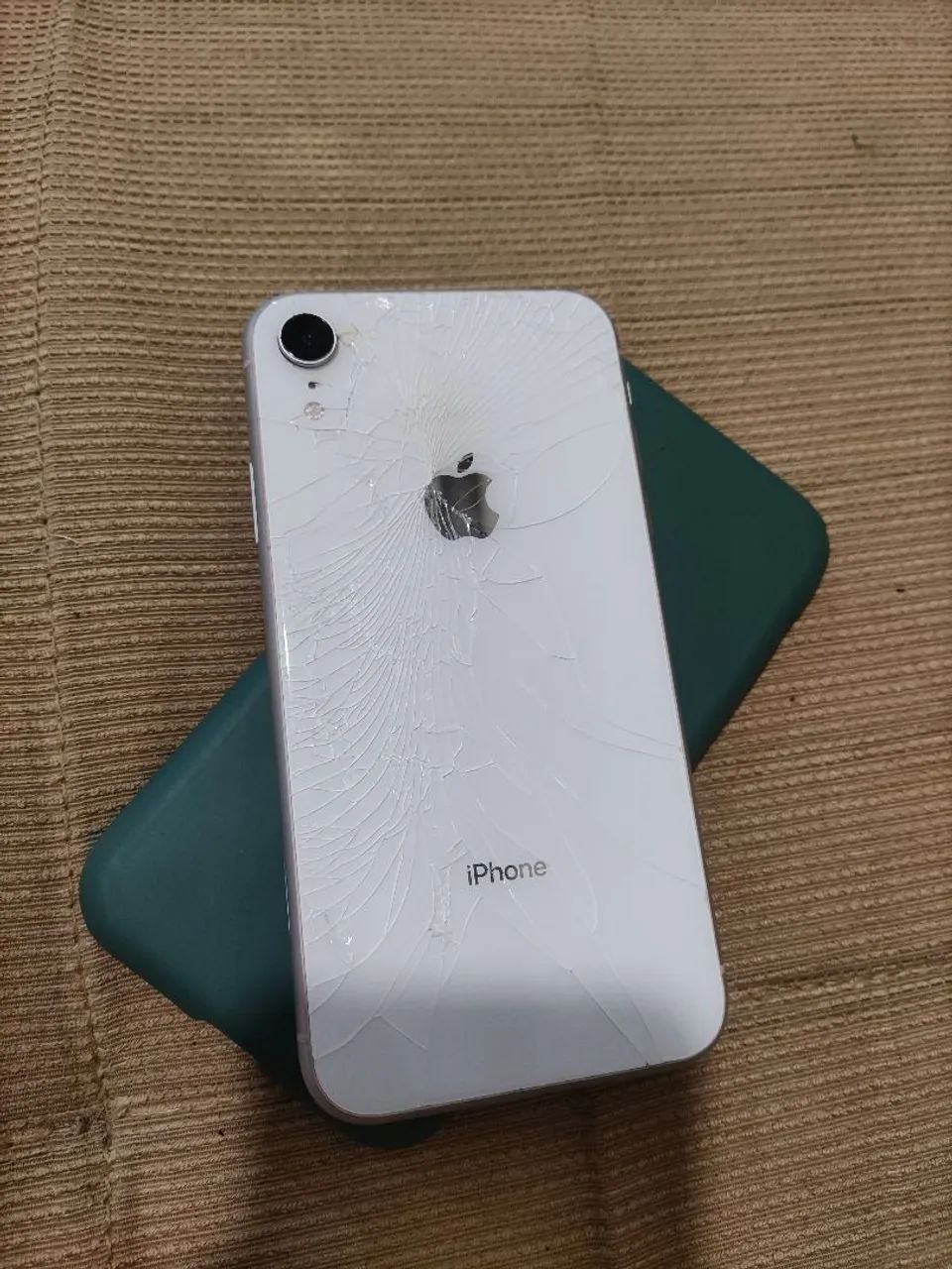 iPhone XR 64gb  - Foto 2