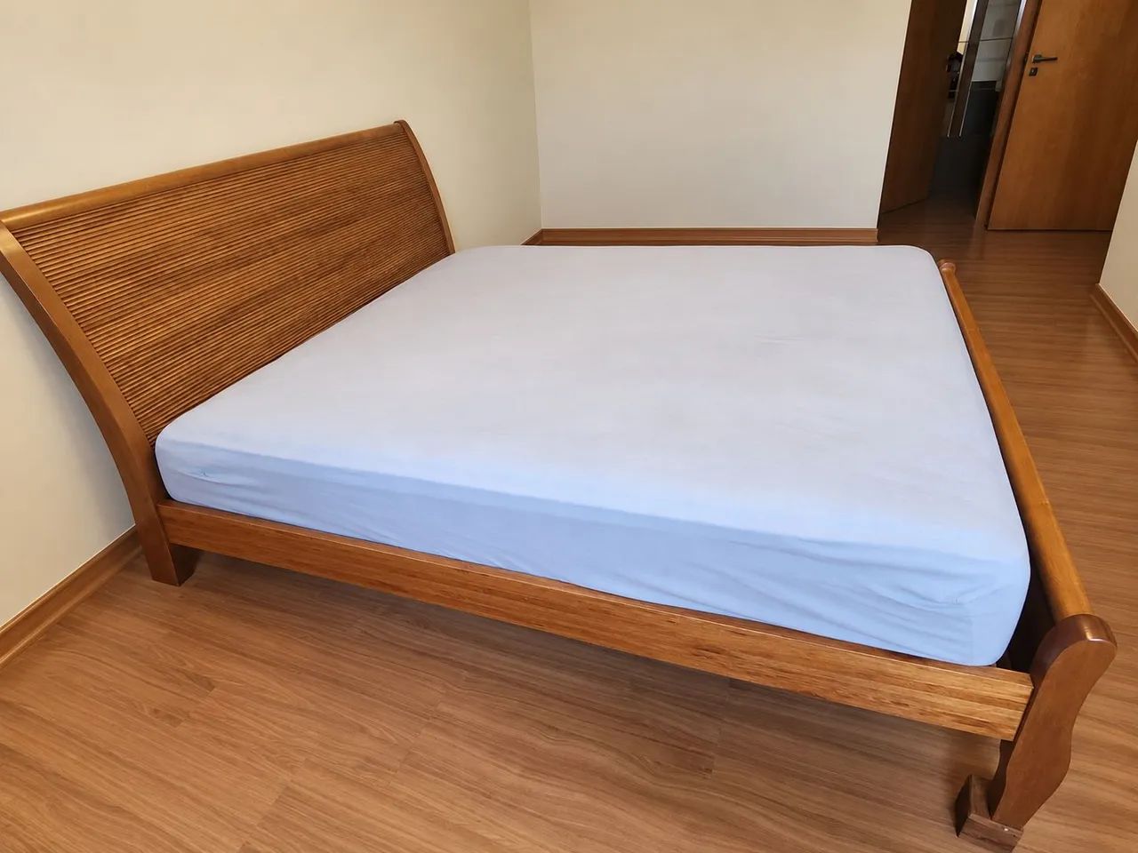 Cama Queen Madeira Ripada - Foto 2