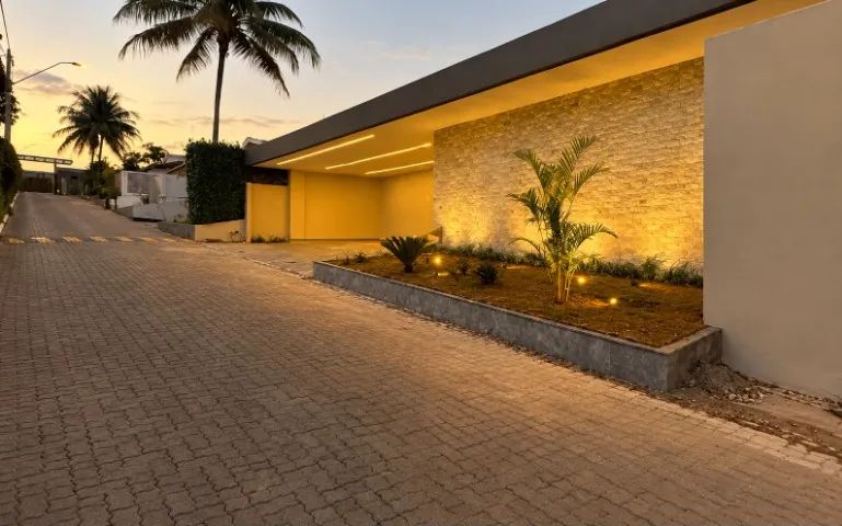 Casa Térrea com 3 suítes e 300m² - Arniqueiras - Foto 2