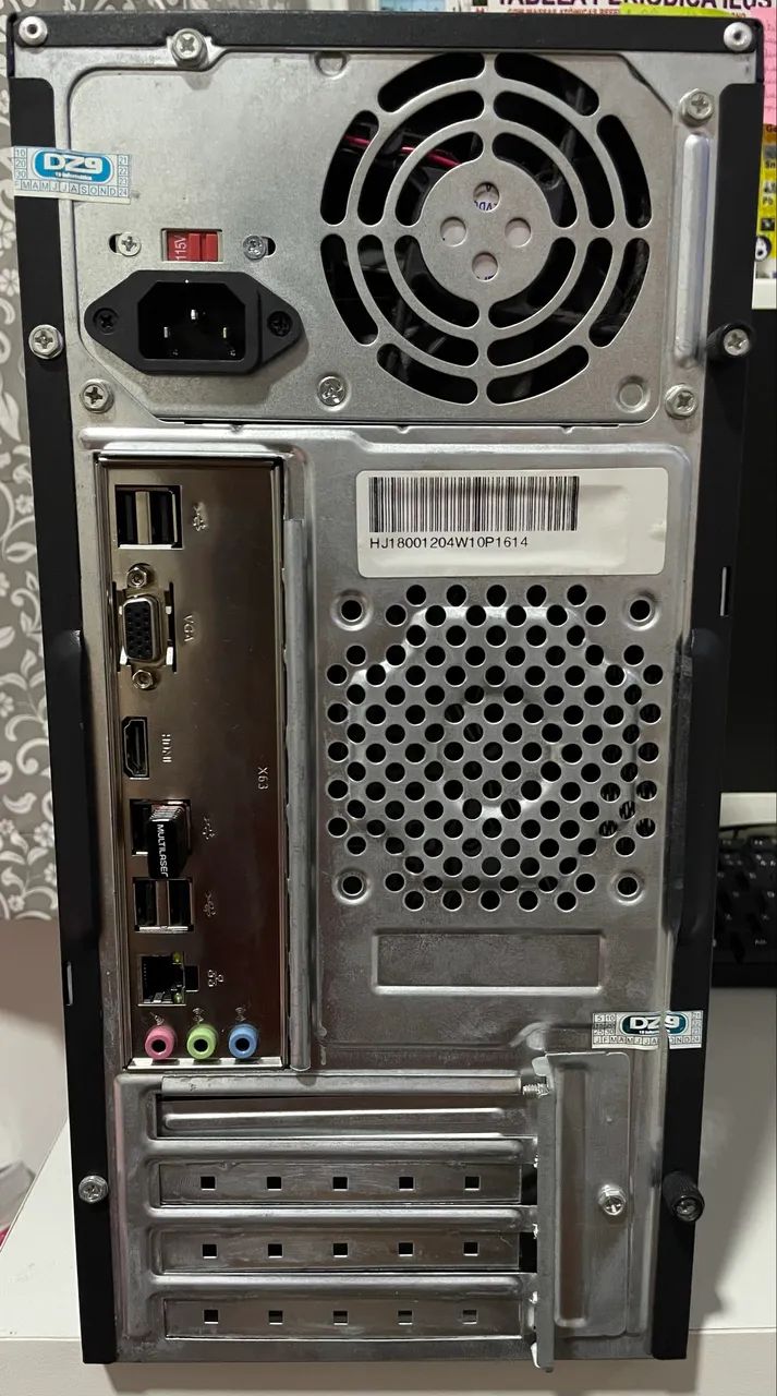 Vende- se PC, acompanha CPU semi nova, teclado e mouse. - Foto 4