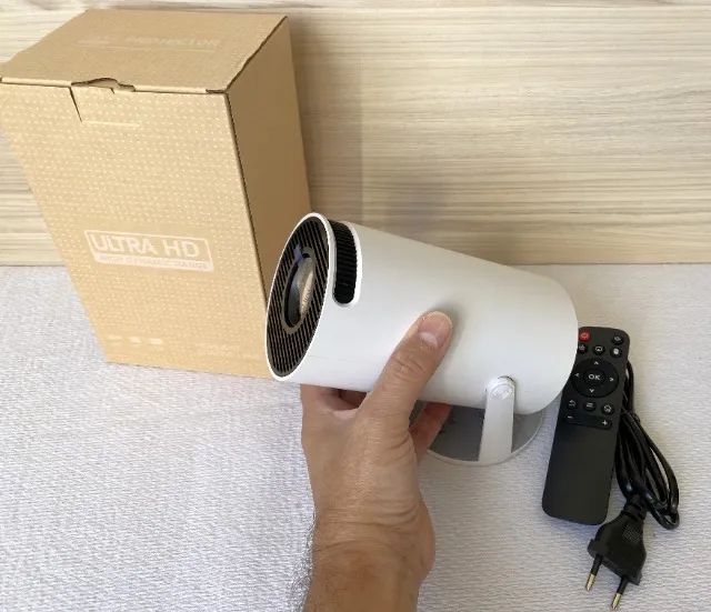 Projetor Pro HD de 40 a 150 Polegadas (NOVO)  - Foto 5