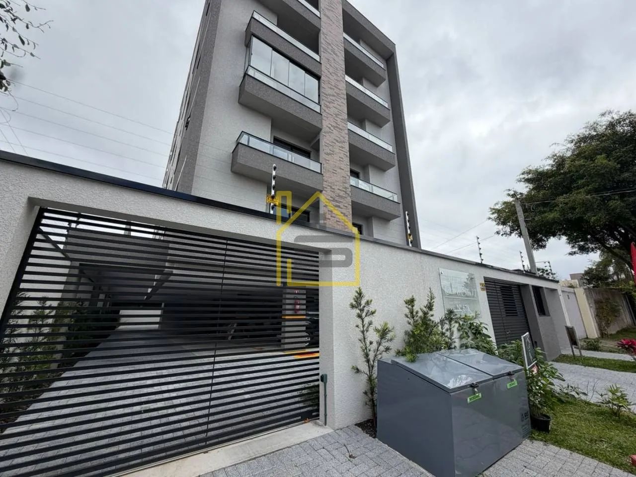 Cobertura duplex no Centro de Pinhais com 182m - Foto 2