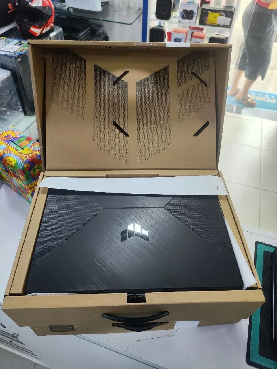 Asus tuf gaming A15  - Foto 3