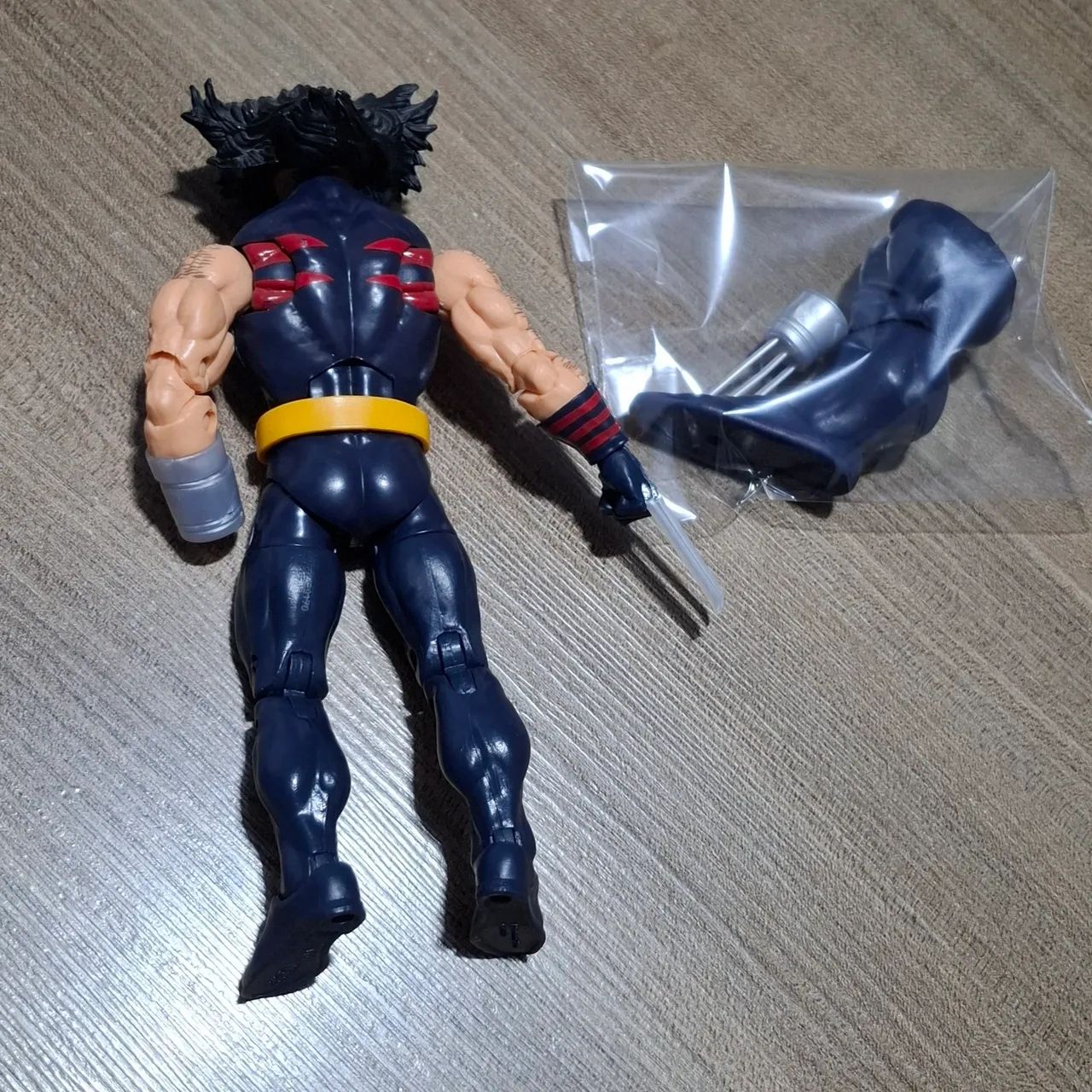 Wolverine Arma X Marvel Legends - Foto 2
