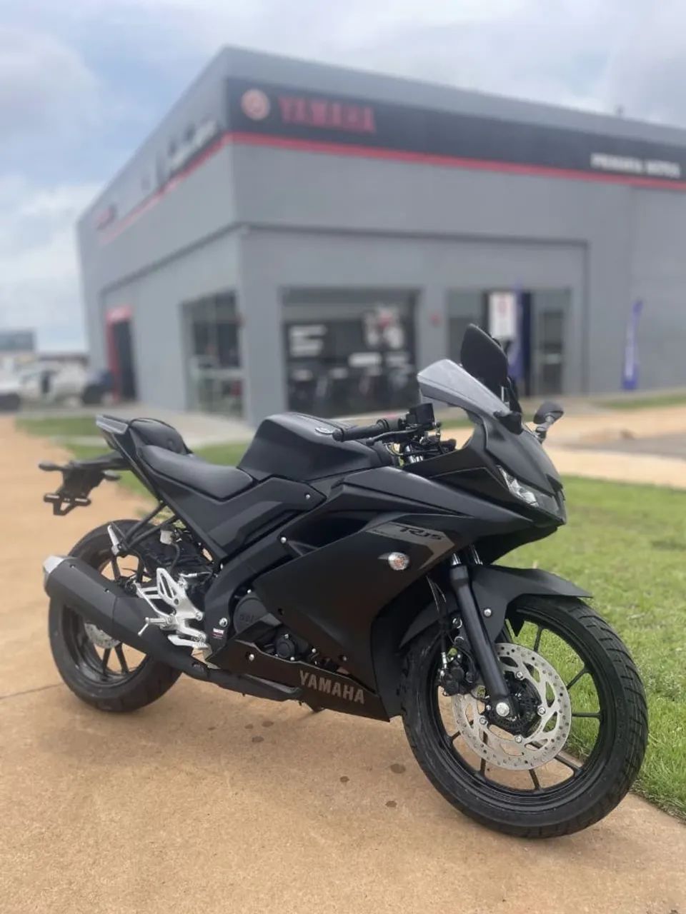 Yamaha 250 Fazer Connected 2026 - 1496975923 | OLX