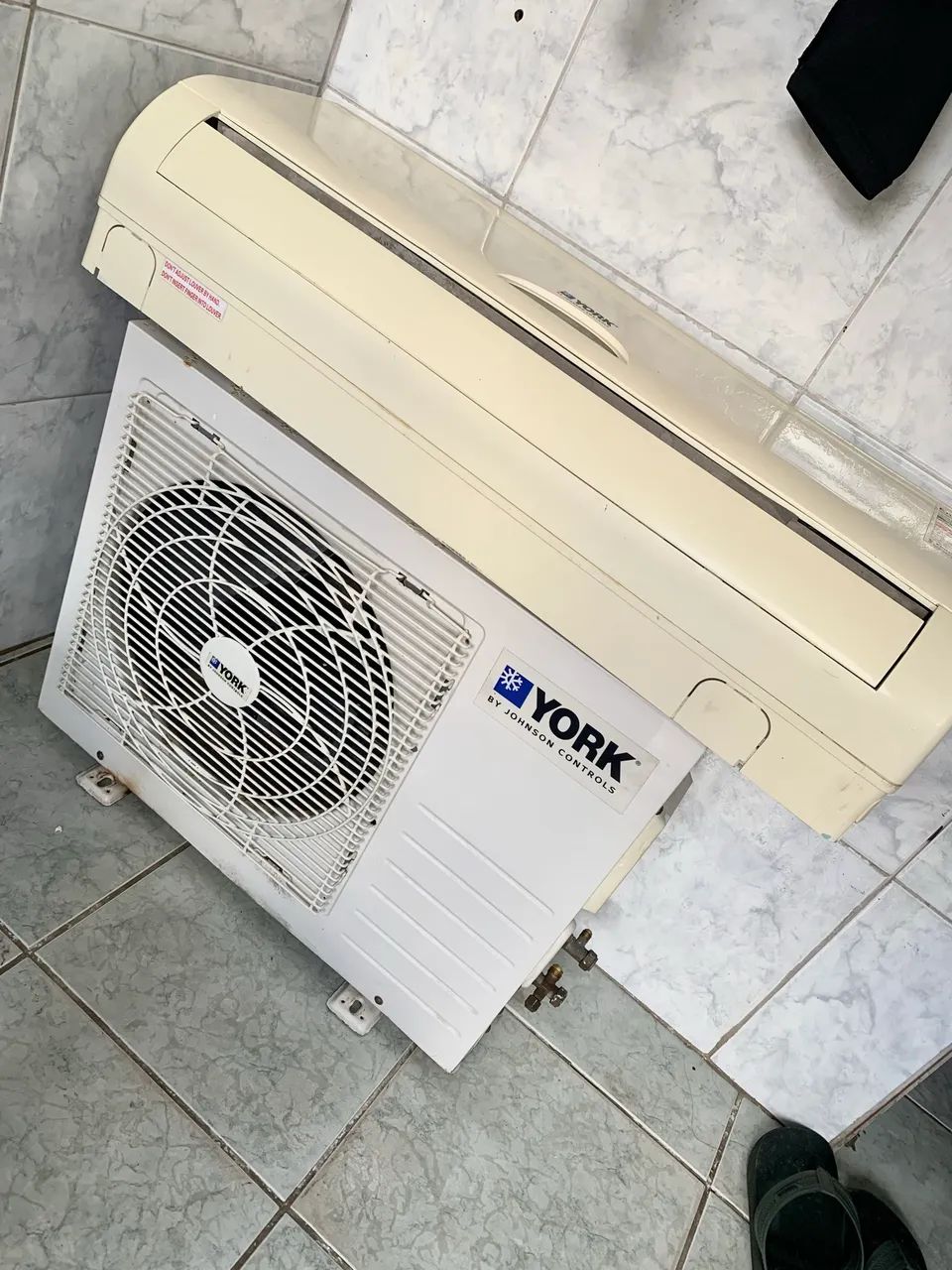 Ar-condicionado york 9 mil btus  - Foto 3