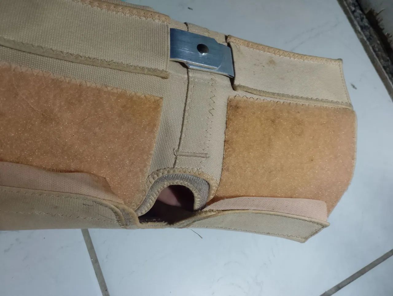 Joelheira articulada elastica