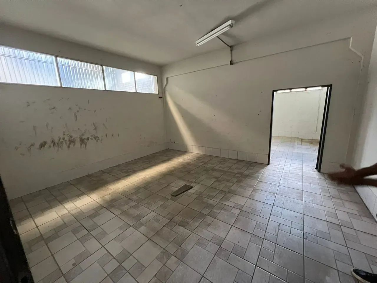 Imóvel para aluguel possui 1000 metros quadrados com 10 quartos - Foto 12