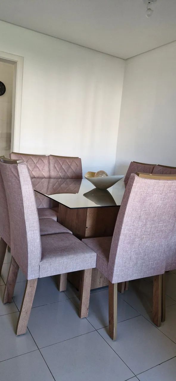 Mesa de jantar com 8 cadeiras - Foto 3